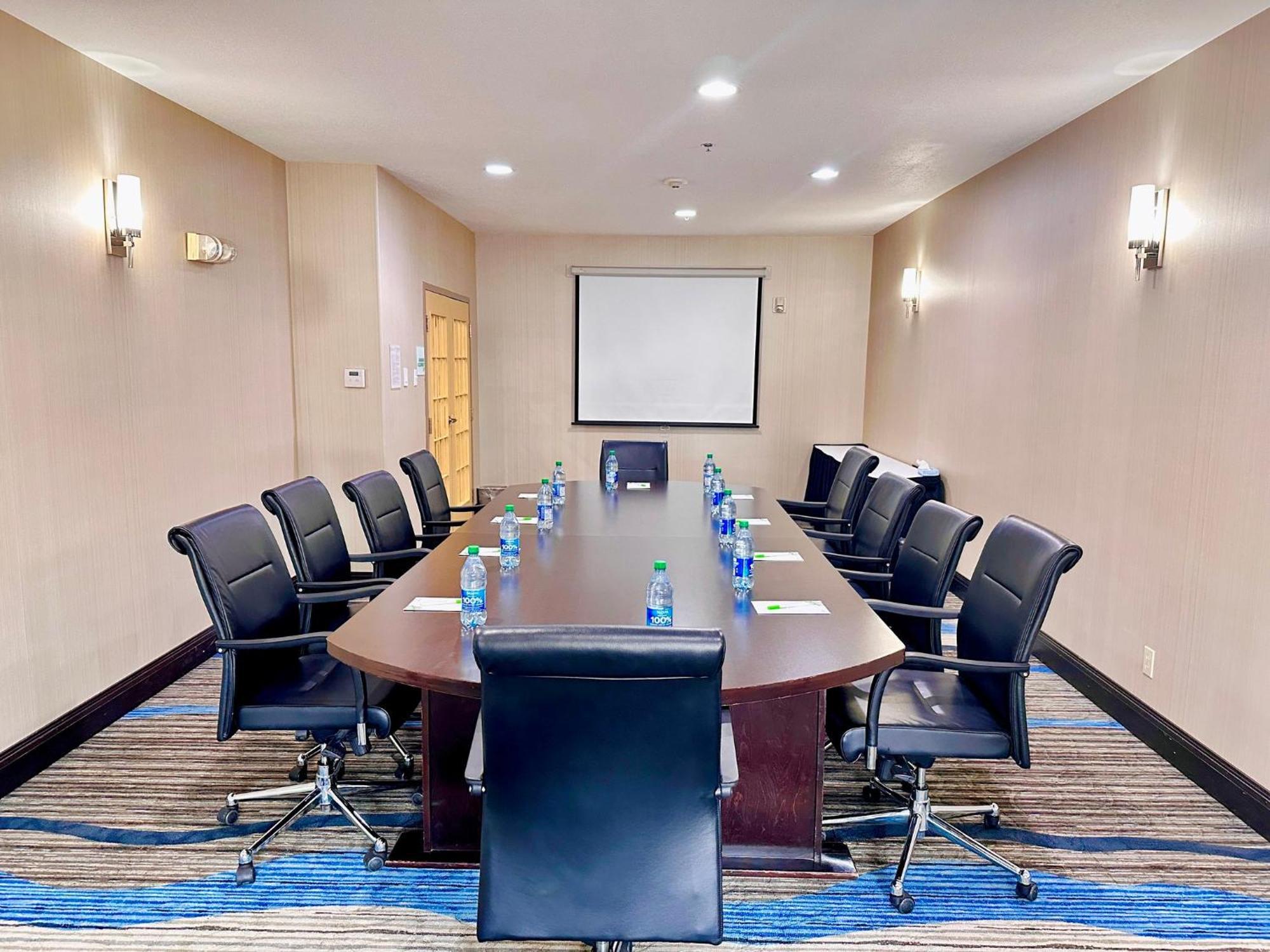 Holiday Inn Hotel & Suites Regina By Ihg Eksteriør bilde
