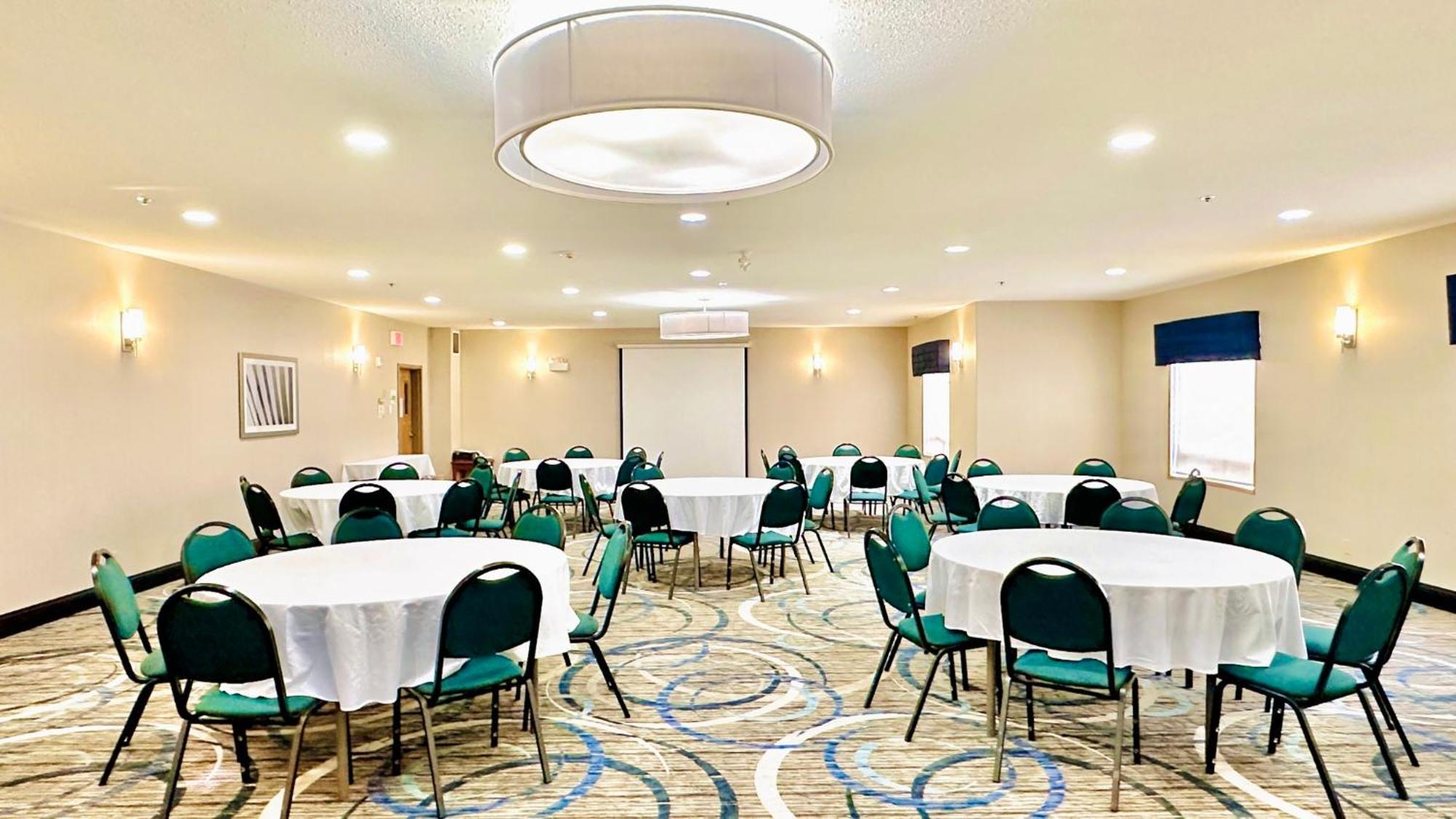 Holiday Inn Hotel & Suites Regina By Ihg Eksteriør bilde